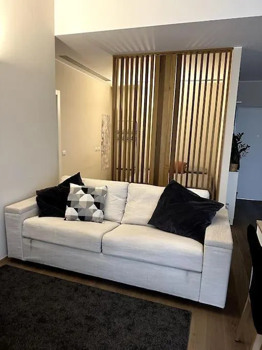 Open Space - Garden & Jacuzzi - Self Check-In Milano Italien